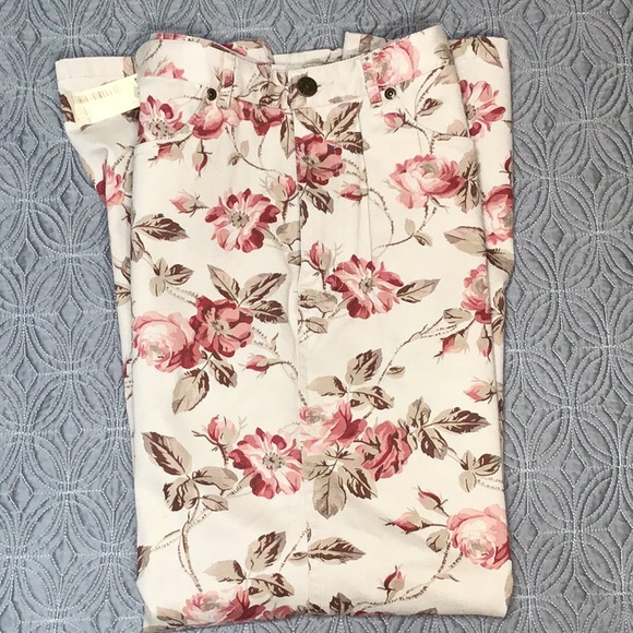 Eddie Bauer Rose Pattern midi skirt - Picture 2 of 5